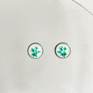 Sztyfty - niebieskie bukieciki na jasnym tle