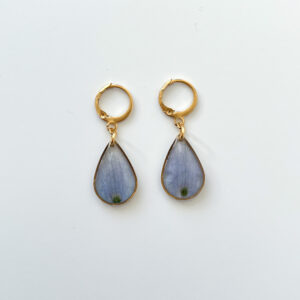 kolczyki - błękitne płatki kwiatów w łezkach