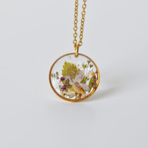 naszyjnik - koło z mieszanką wszystkiego