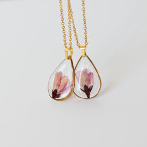 naszyjnik - łezka z różowym kwiatem