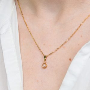 naszyjnik - maleństwo z jasnoróżową muszelką